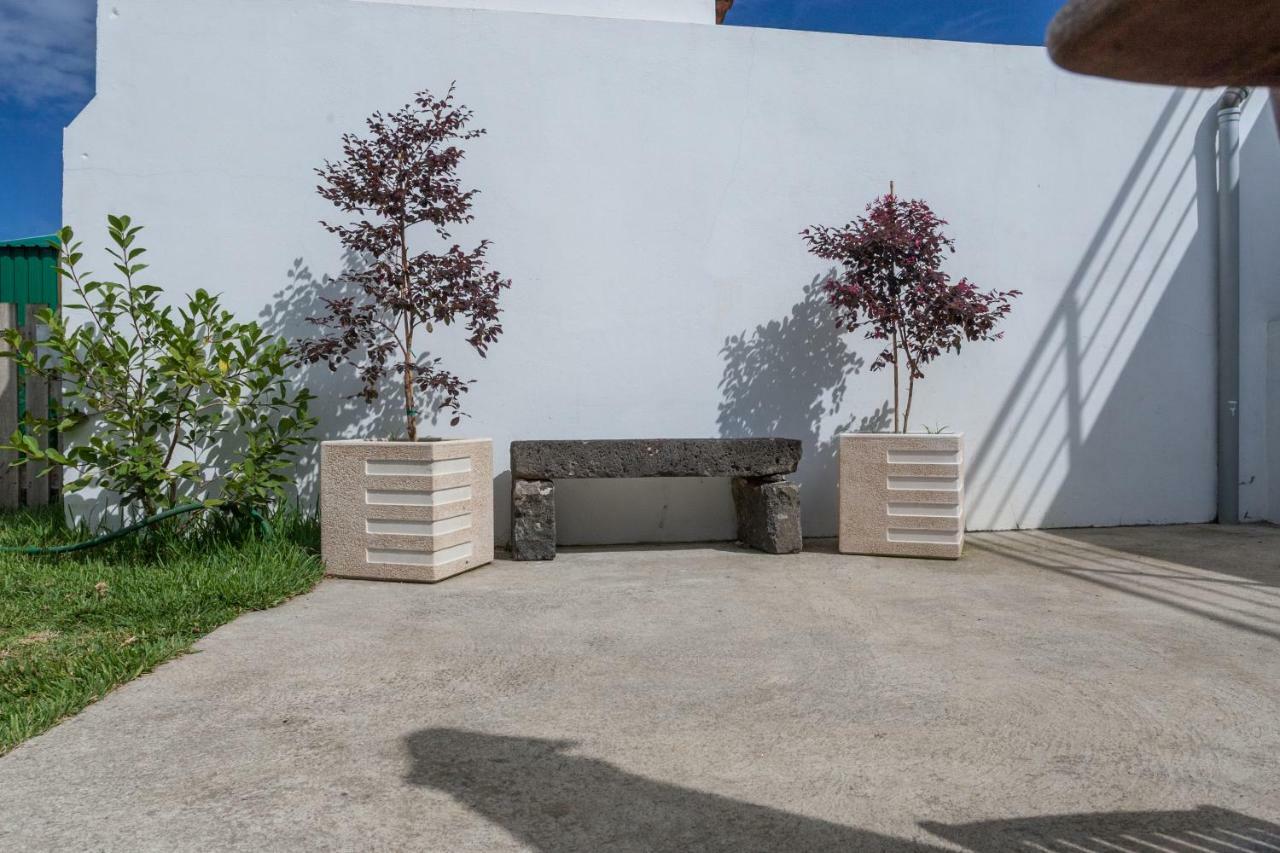 Surf Beach_Santa Barbara Secret Gardens Ribeira Grande Esterno foto